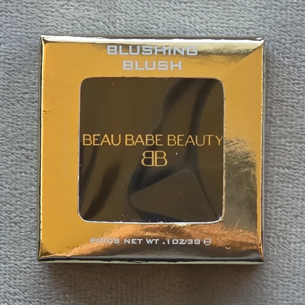 🤩BEAU BABE BEAUTY Blushing Blush